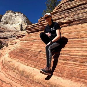 Meet your Posher, Melissa